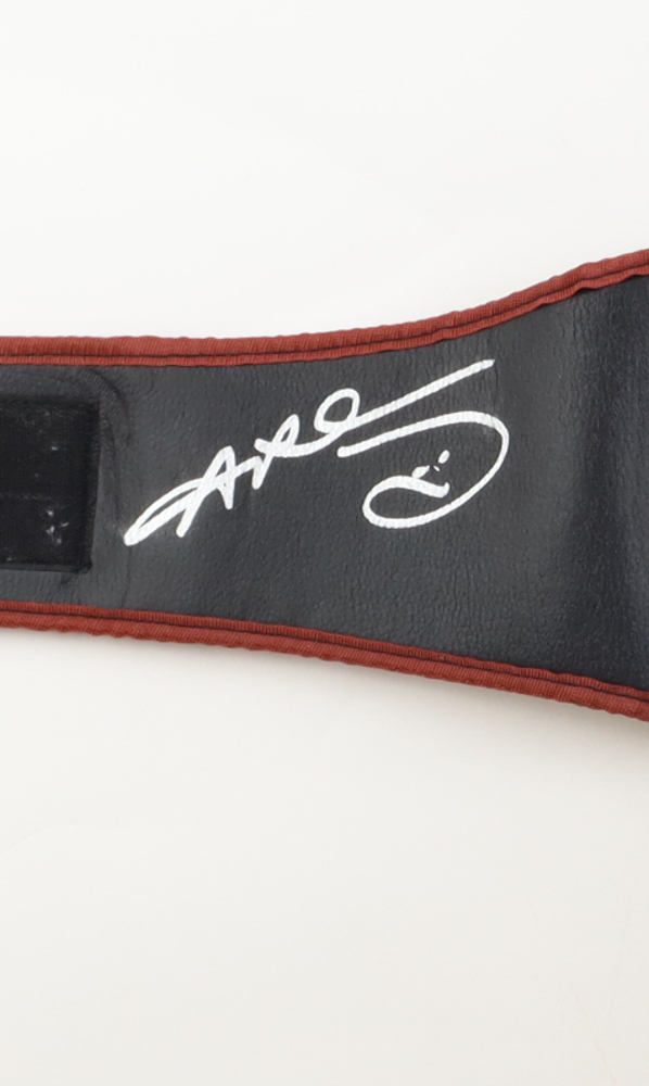 Roberto Duran, Tommy Hearns & Sugar Ray Leonard Signed World Boxing Association Belt (Beckett) at PristineAuction.com Roberto Duran, Tommy Hearns & Sugar Ray Leonard Signed World Boxing Association Belt (Beckett) at PristineAuction.com