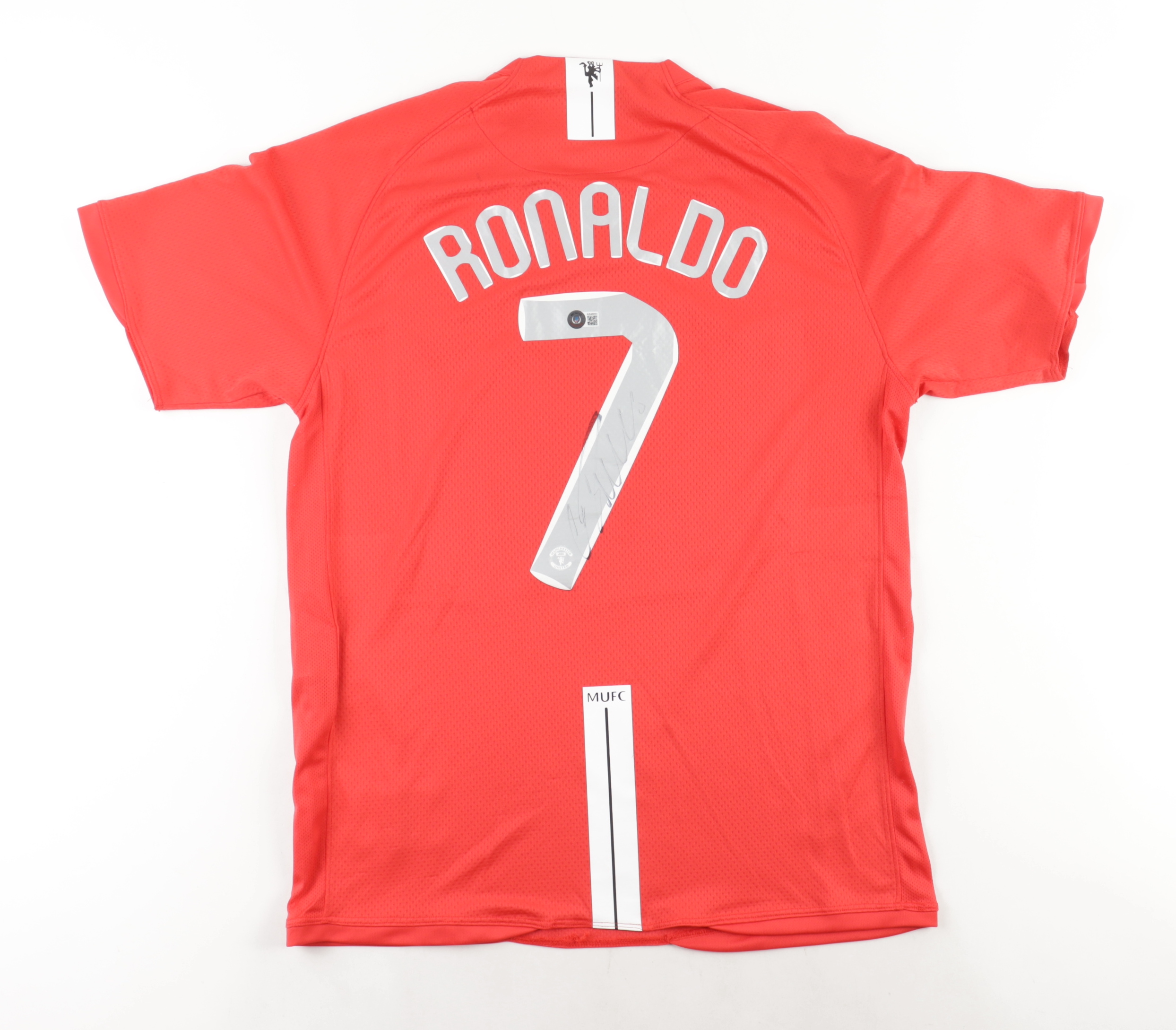 Cristiano Ronaldo Signed Manchester United Jersey (Beckett) at PristineAuction.com Cristiano Ronaldo Signed Manchester United Jersey (Beckett) at PristineAuction.com