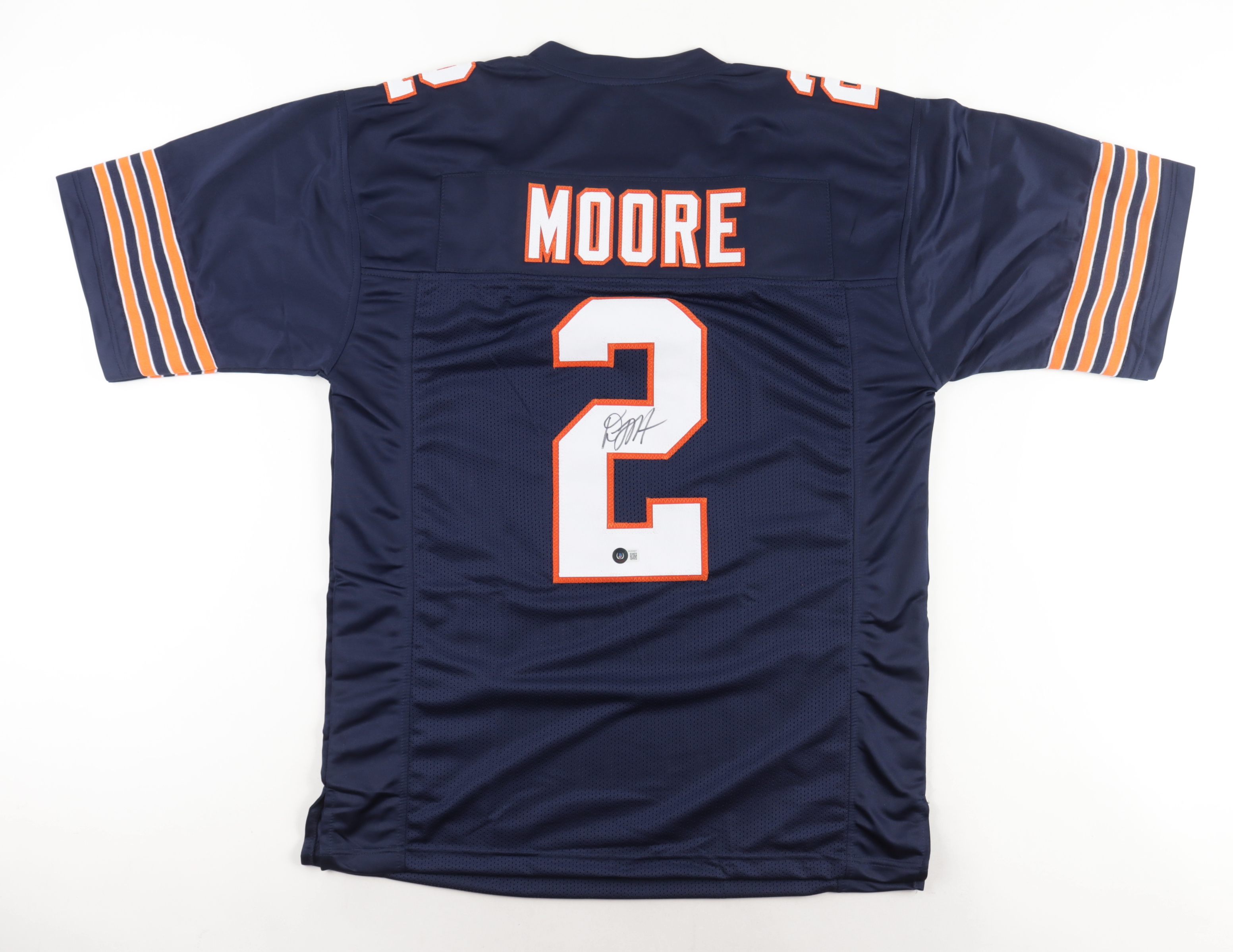 D. J. Moore Signed Jersey (Beckett) at PristineAuction.com D. J. Moore Signed Jersey (Beckett) at PristineAuction.com
