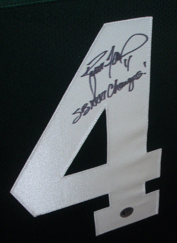 Brett Favre Signed Packers 35x43 Custom Framed Jersey Inscribed "SB XXXI Champs!" (Favre COA) at PristineAuction.com Brett Favre Signed Packers 35x43 Custom Framed Jersey Inscribed "SB XXXI Champs!" (Favre COA) at PristineAuction.com