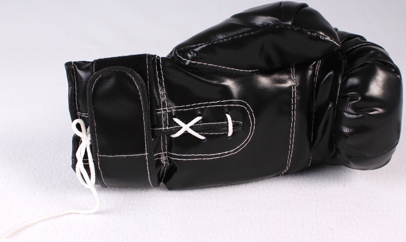 Manny Pacquiao Signed Boxing Glove Inscribed "Pacman" (Pacquiao COA) at PristineAuction.com Manny Pacquiao Signed Boxing Glove Inscribed "Pacman" (Pacquiao COA) at PristineAuction.com