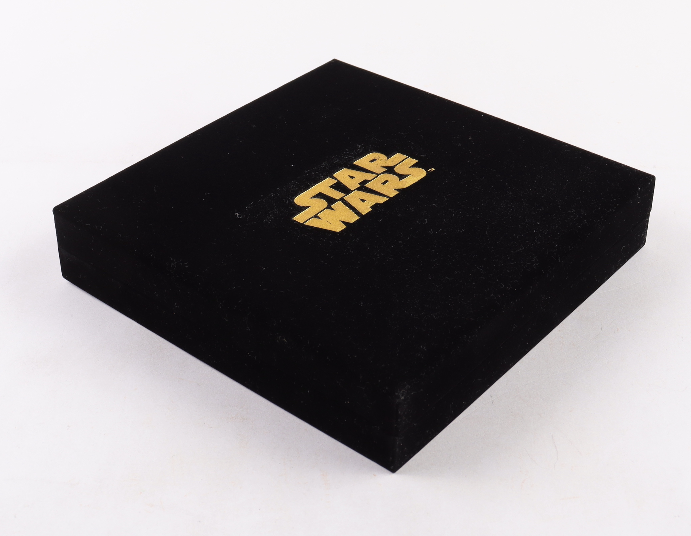 Set of (10) "Star Wars" Japanese Character Pins at PristineAuction.com Set of (10) "Star Wars" Japanese Character Pins at PristineAuction.com