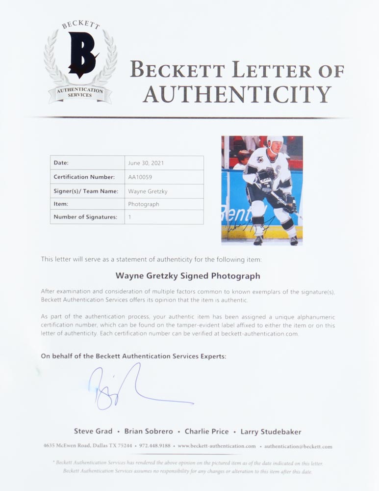 Wayne Gretzky Signed Kings 8x10 Photo (Beckett) at PristineAuction.com Wayne Gretzky Signed Kings 8x10 Photo (Beckett) at PristineAuction.com