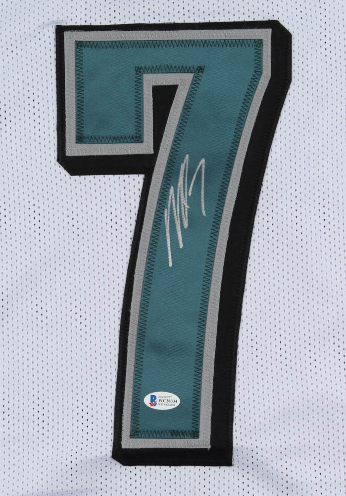 Michael Vick Signed Jersey (Beckett) at PristineAuction.com Michael Vick Signed Jersey (Beckett) at PristineAuction.com