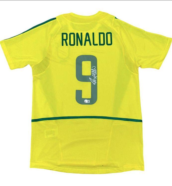 Ronaldo Nazario Signed Brazil National Team Jersey (Beckett) at PristineAuction.com Ronaldo Nazario Signed Brazil National Team Jersey (Beckett) at PristineAuction.com