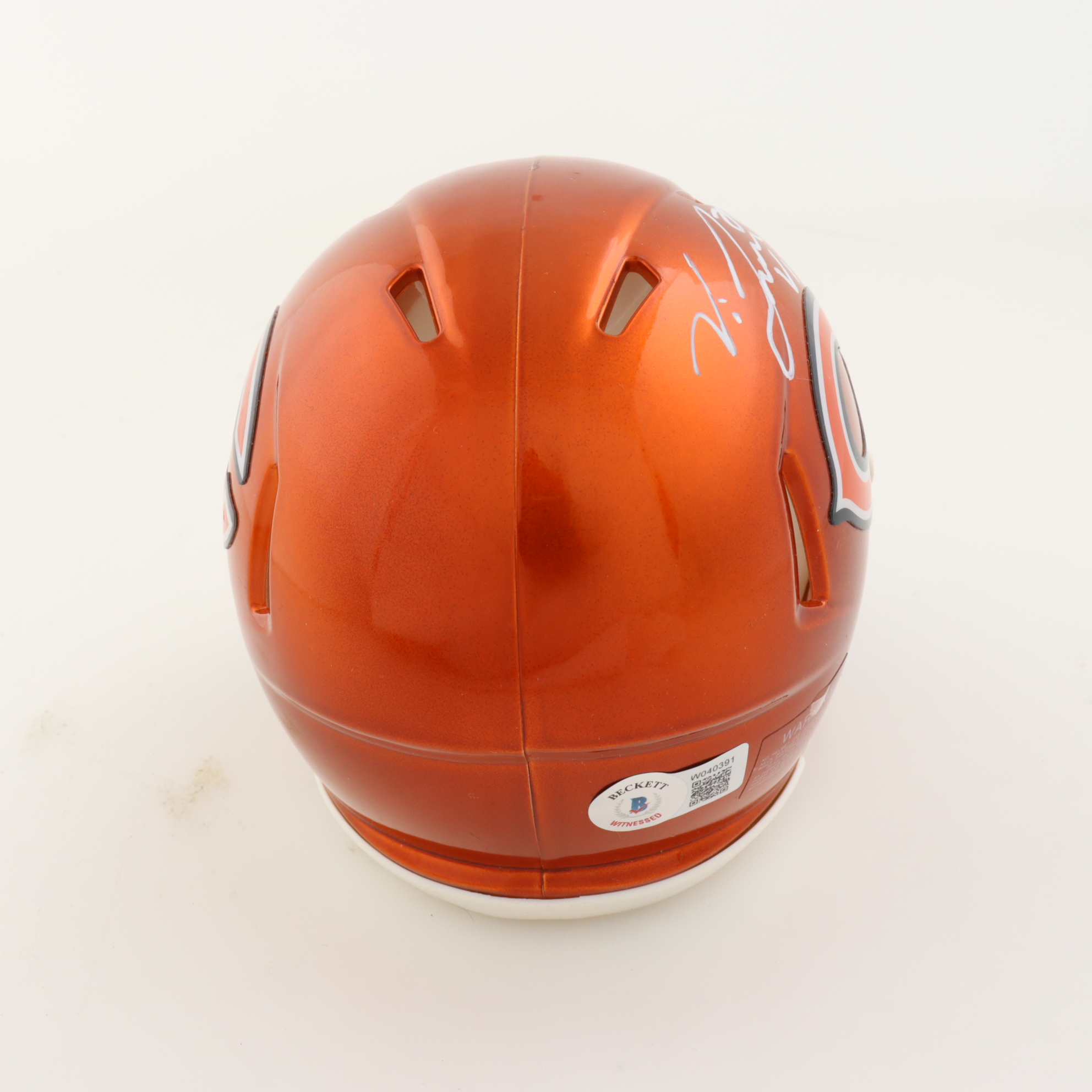 Velus Jones Jr. Signed Bears Flash Alternate Speed Mini Helmet Helmet (Beckett) at PristineAuction.com Velus Jones Jr. Signed Bears Flash Alternate Speed Mini Helmet Helmet (Beckett) at PristineAuction.com