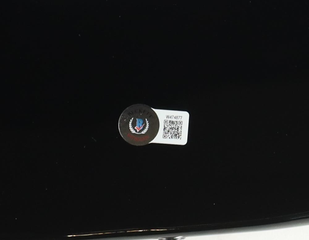 Alice Cooper Signed Full-Size Electric Guitar (Beckett) at PristineAuction.com Alice Cooper Signed Full-Size Electric Guitar (Beckett) at PristineAuction.com