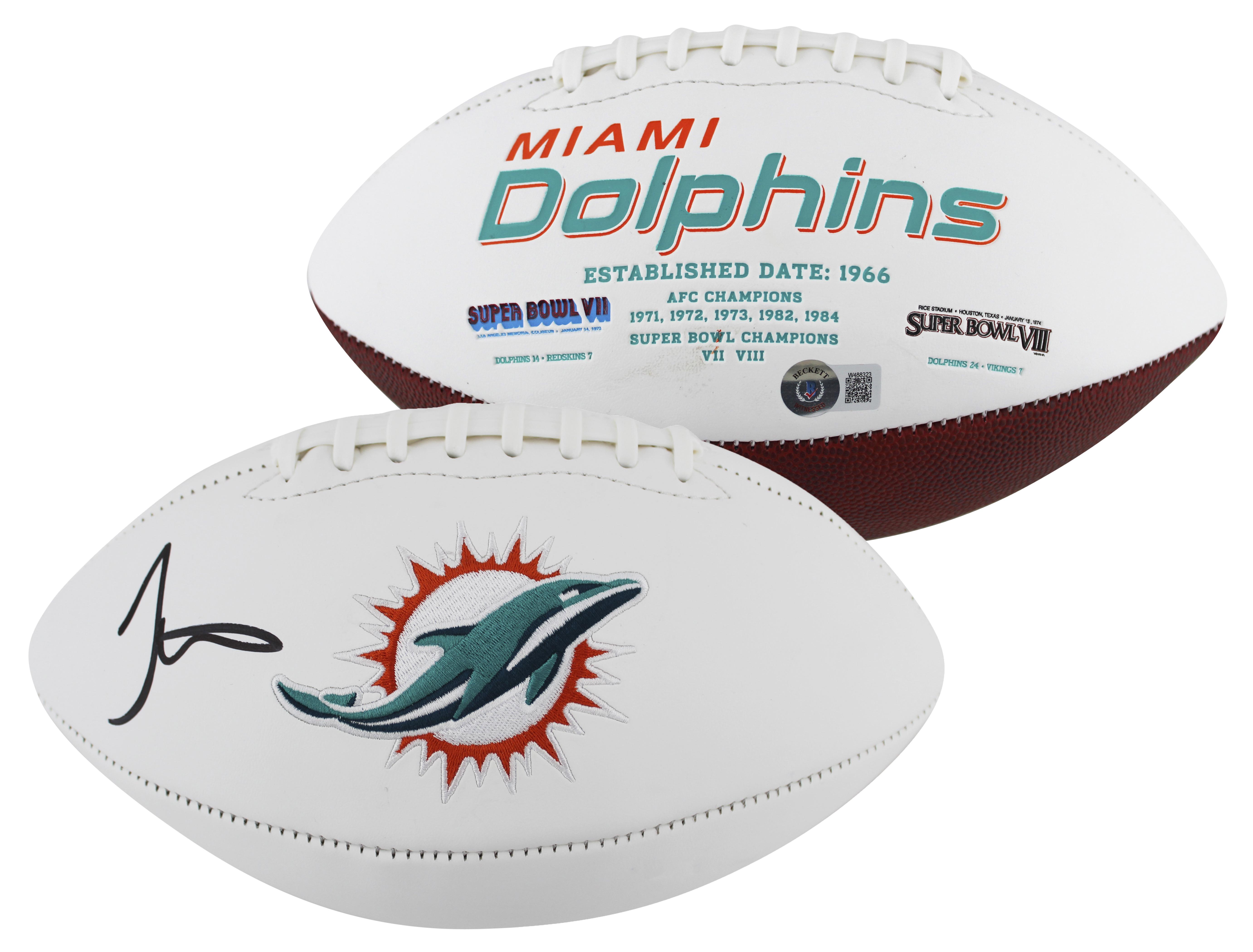 Tyreek Hill Signed Dolphins Logo Football (Beckett) at PristineAuction.com Tyreek Hill Signed Dolphins Logo Football (Beckett) at PristineAuction.com