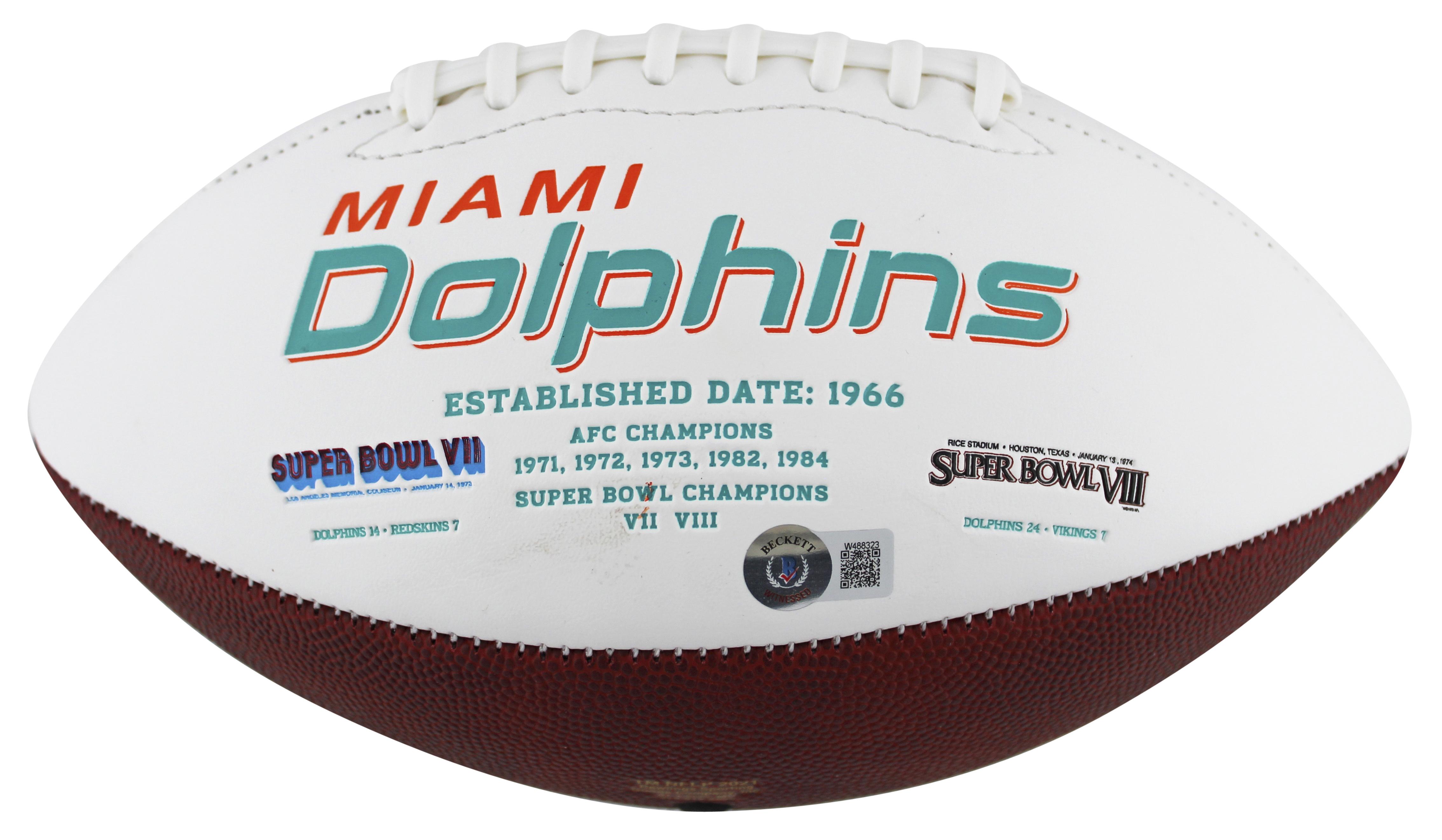 Tyreek Hill Signed Dolphins Logo Football (Beckett) at PristineAuction.com Tyreek Hill Signed Dolphins Logo Football (Beckett) at PristineAuction.com