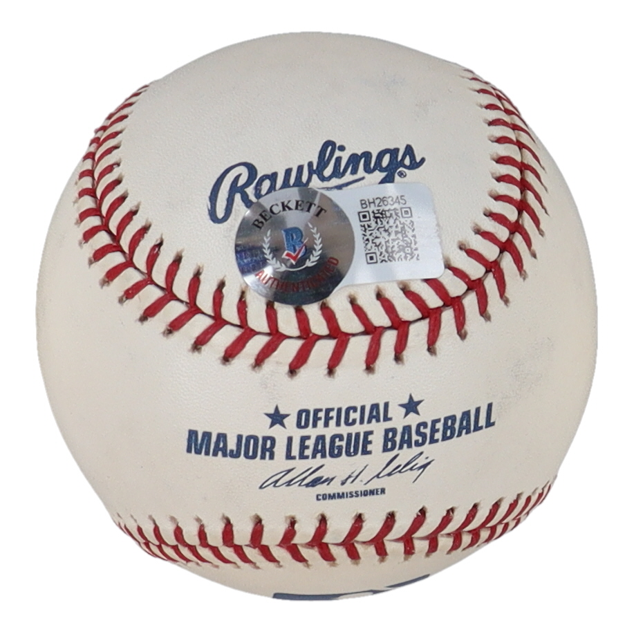 Joe Torre Signed OML Baseball (Beckett) at PristineAuction.com Joe Torre Signed OML Baseball (Beckett) at PristineAuction.com