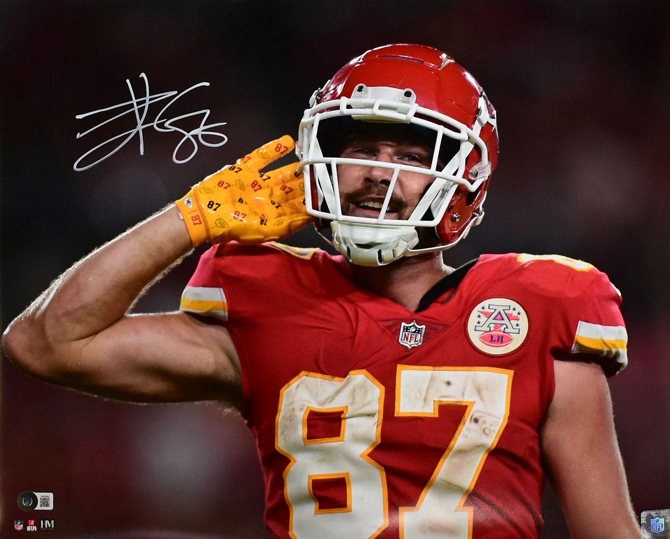 Travis Kelce Signed Chiefs 16x20 Photo (Beckett) at PristineAuction.com Travis Kelce Signed Chiefs 16x20 Photo (Beckett) at PristineAuction.com
