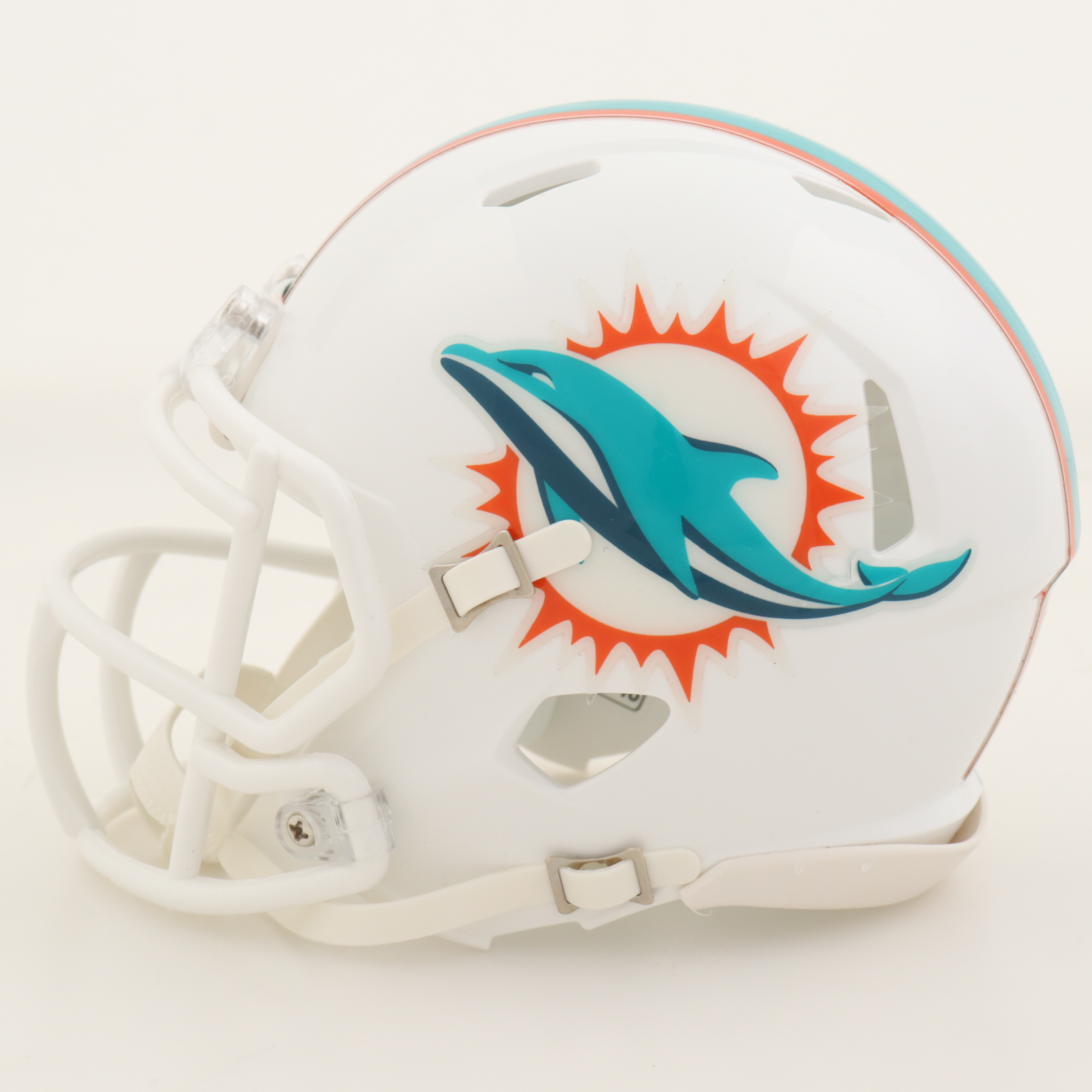 Tyreek Hill Signed Dolphins Speed Mini Helmet (Beckett) at PristineAuction.com Tyreek Hill Signed Dolphins Speed Mini Helmet (Beckett) at PristineAuction.com