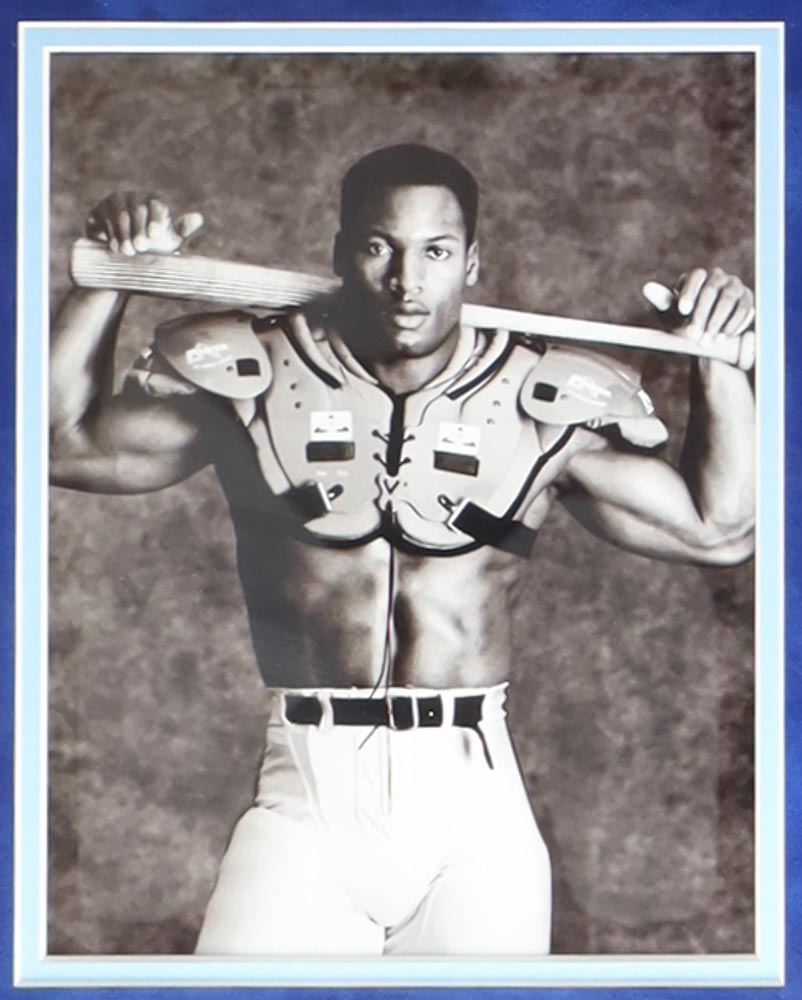 Bo Jackson Signed Custom Framed Jersey Display (Beckett) at PristineAuction.com Bo Jackson Signed Custom Framed Jersey Display (Beckett) at PristineAuction.com