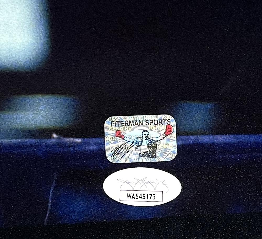 Mike Tyson Signed 16x20 Photo (JSA & Tyson) at PristineAuction.com Mike Tyson Signed 16x20 Photo (JSA & Tyson) at PristineAuction.com