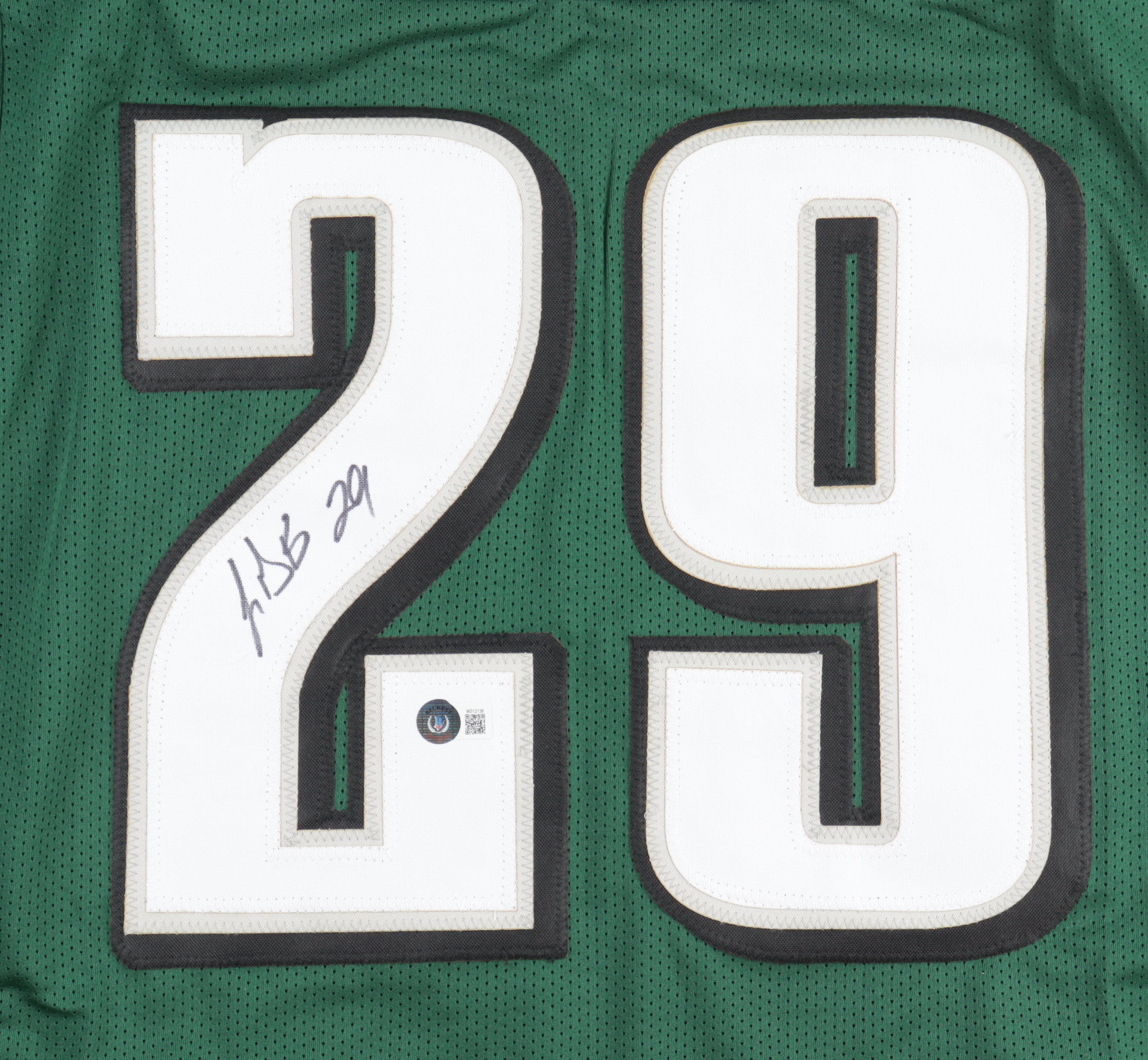 LeGarrette Blount Signed Jersey (Beckett) at PristineAuction.com LeGarrette Blount Signed Jersey (Beckett) at PristineAuction.com