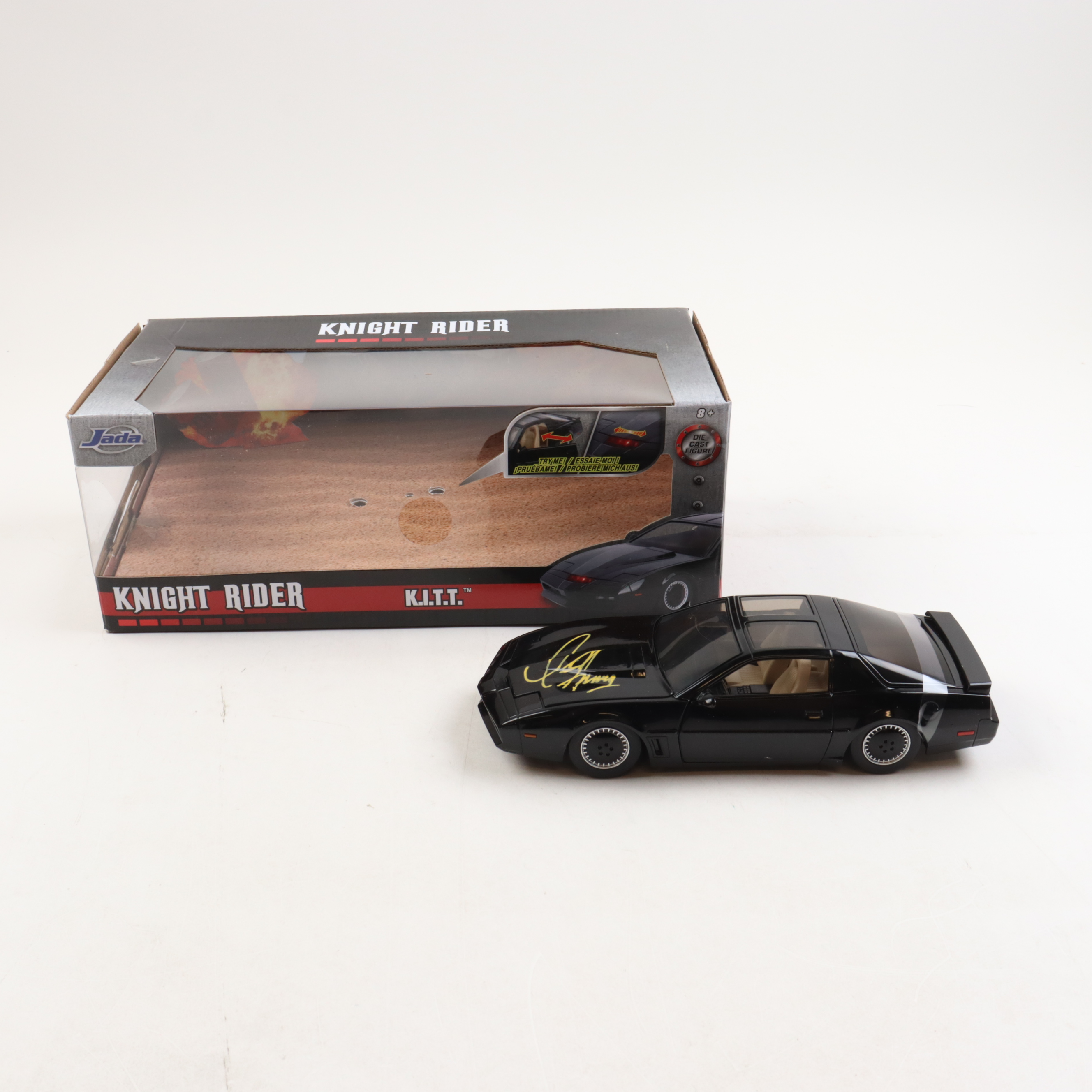 David Hasselhoff Signed "Knight Rider" 1:24 Diecast Car (Beckett) at PristineAuction.com David Hasselhoff Signed "Knight Rider" 1:24 Diecast Car (Beckett) at PristineAuction.com