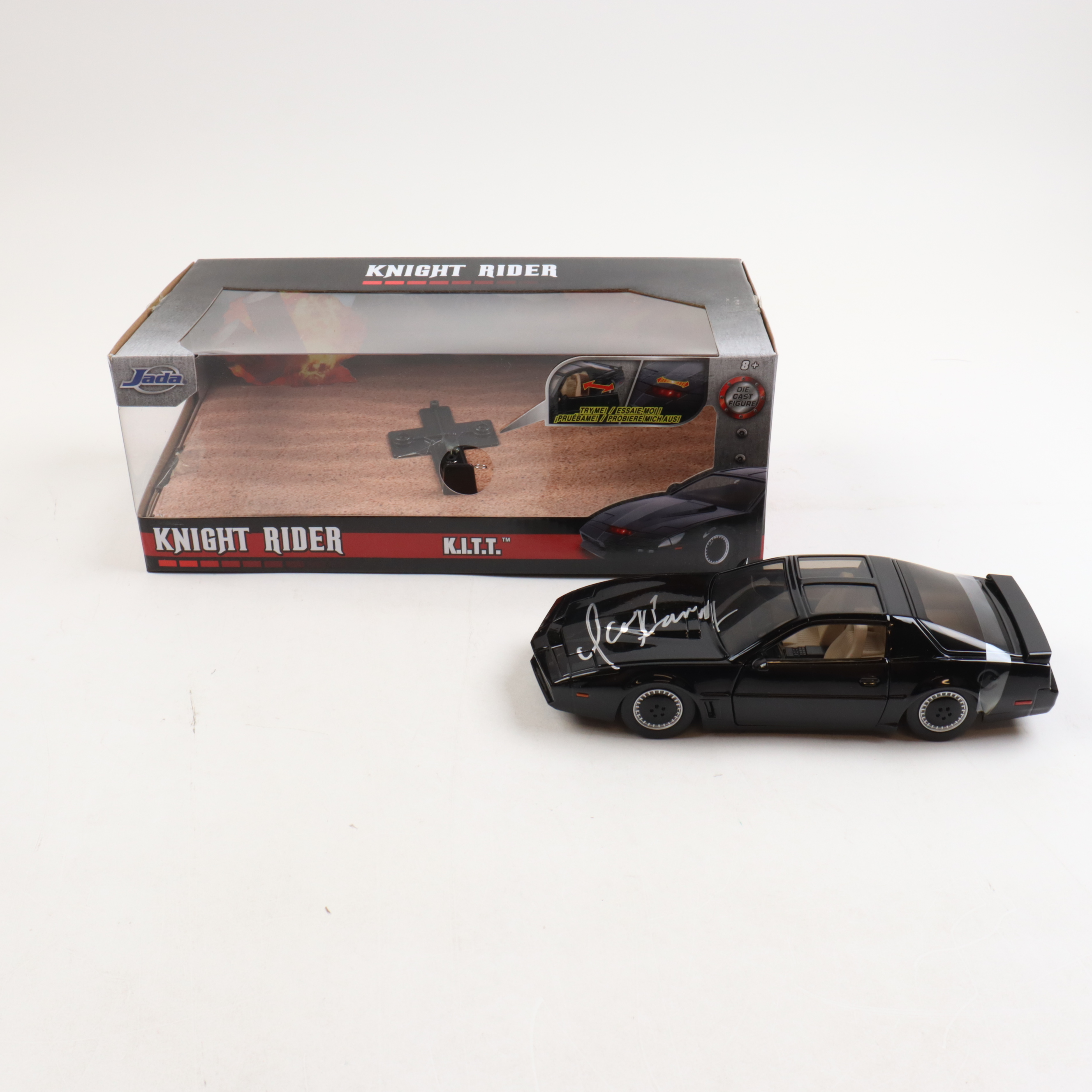 David Hasselhoff Signed "Knight Rider" 1:24 Diecast Car (Beckett) at PristineAuction.com David Hasselhoff Signed "Knight Rider" 1:24 Diecast Car (Beckett) at PristineAuction.com