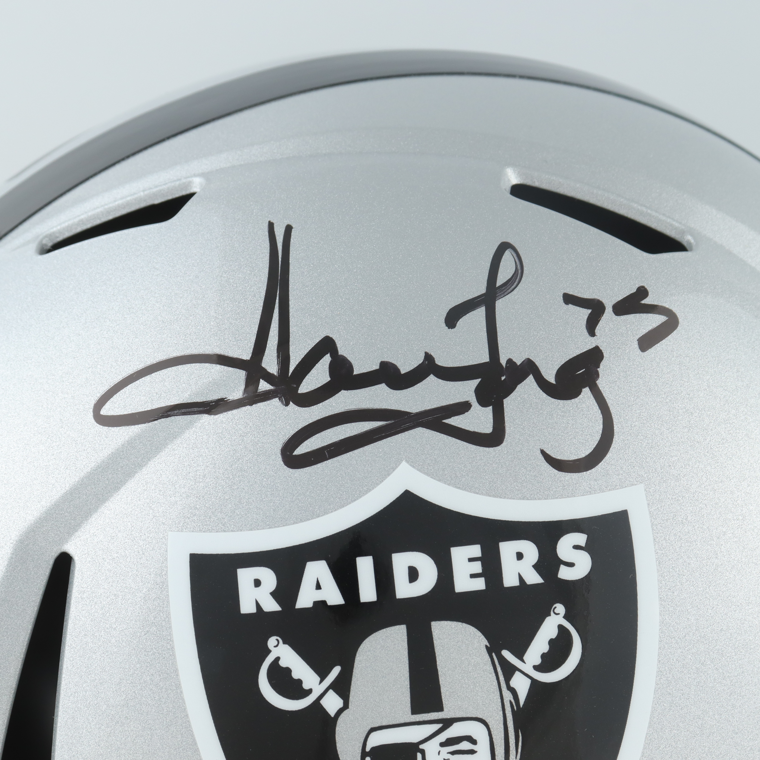 Howie Long Signed Raiders Full-Size Speed Helmet (Beckett) at PristineAuction.com Howie Long Signed Raiders Full-Size Speed Helmet (Beckett) at PristineAuction.com