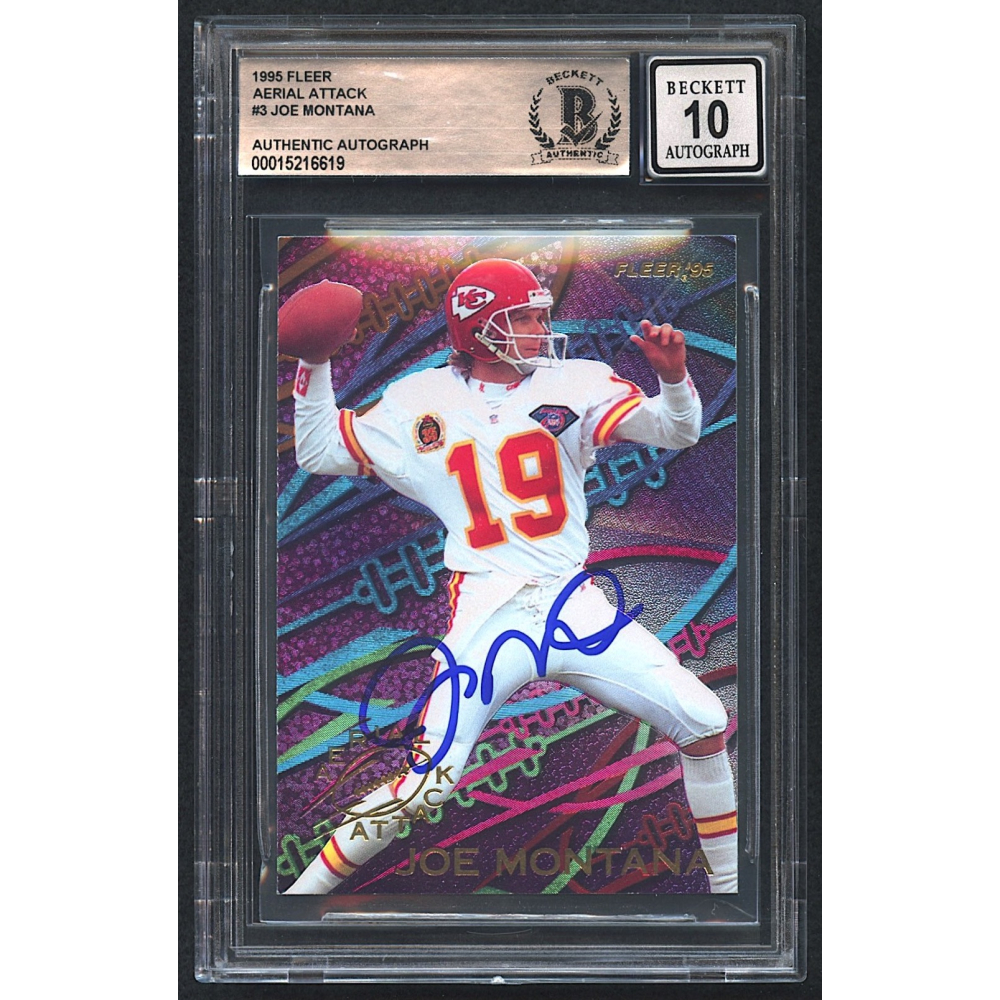 Joe Montana Signed 1995 Fleer Aerial Attack #3 (Beckett Encapsulated