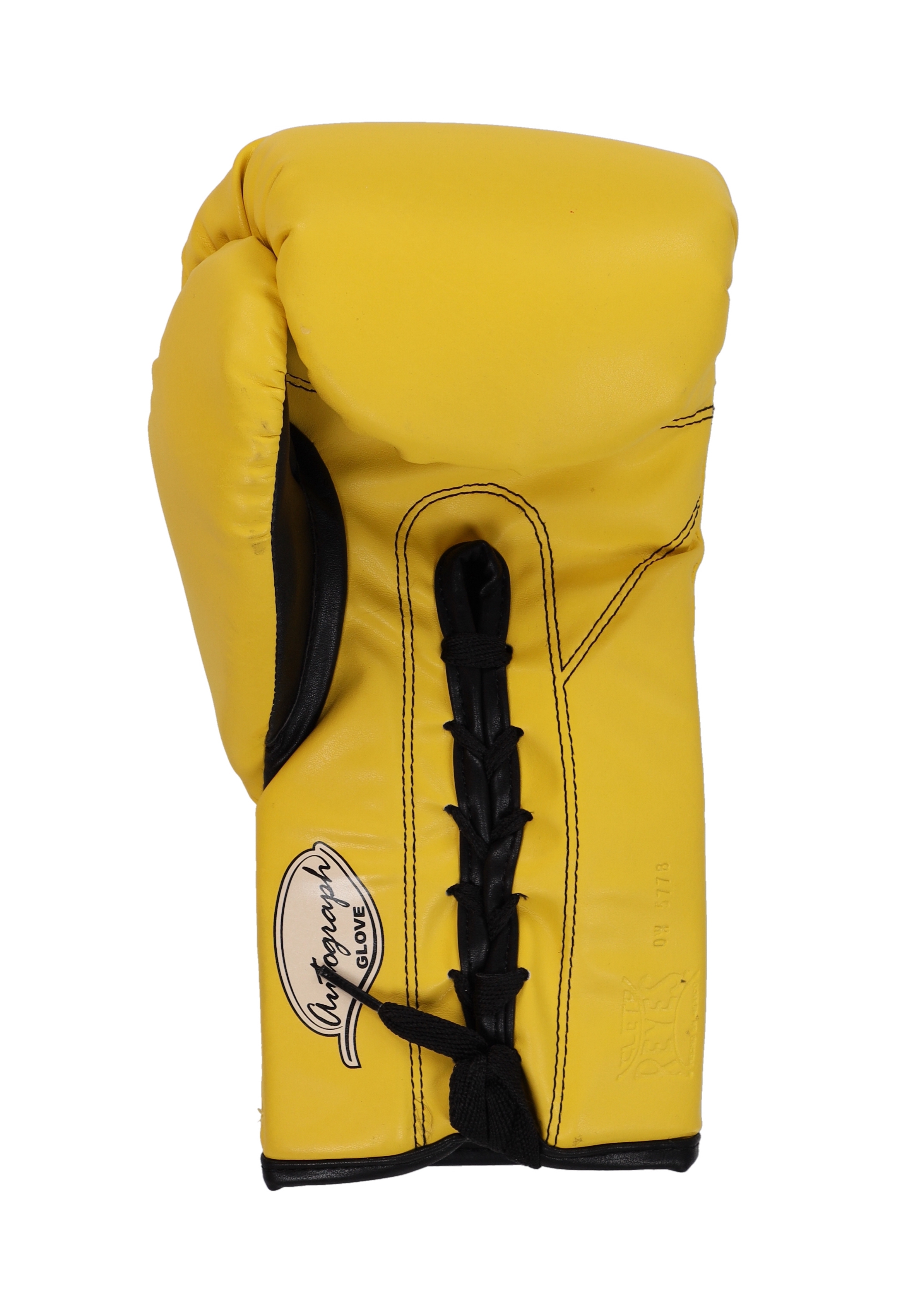 Julio Cesar Chavez Signed Cleto Reyes Boxing Glove (Beckett) at PristineAuction.com Julio Cesar Chavez Signed Cleto Reyes Boxing Glove (Beckett) at PristineAuction.com