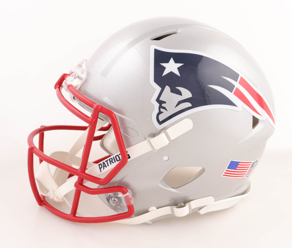 Tom Brady Signed Patriots Full-Size Speed Helmet (Fanatics) at PristineAuction.com Tom Brady Signed Patriots Full-Size Speed Helmet (Fanatics) at PristineAuction.com