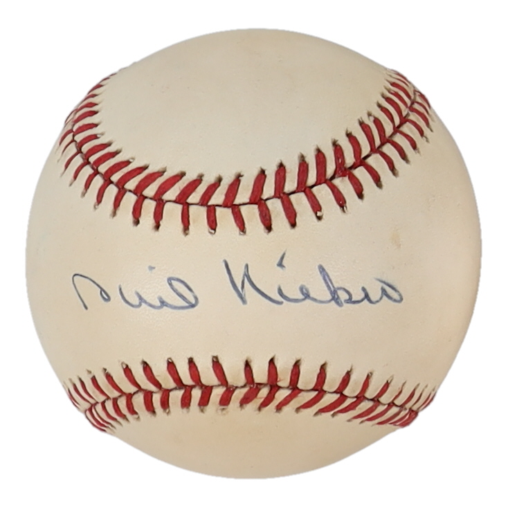 Phil Niekro Signed ONL Baseball (PSA) at PristineAuction.com Phil Niekro Signed ONL Baseball (PSA) at PristineAuction.com