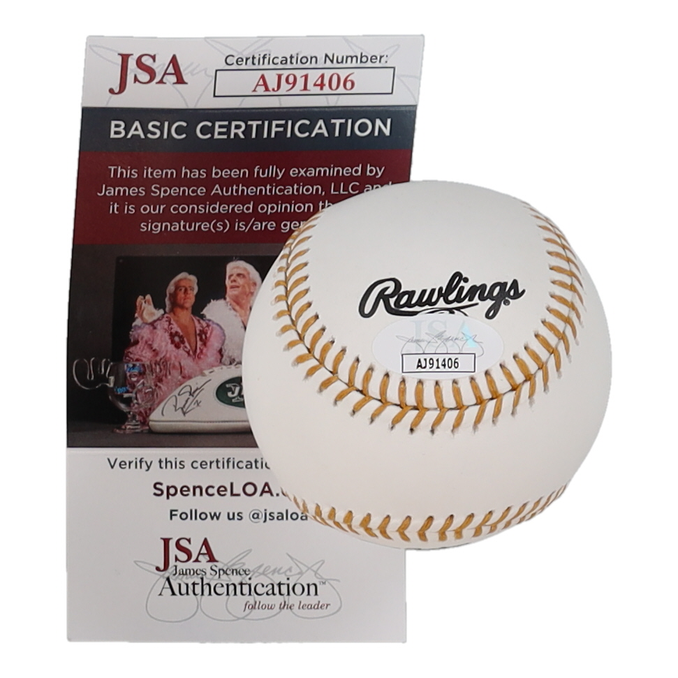 Martin Maldonado Signed Gold Glove Award Baseball (JSA) at PristineAuction.com Martin Maldonado Signed Gold Glove Award Baseball (JSA) at PristineAuction.com