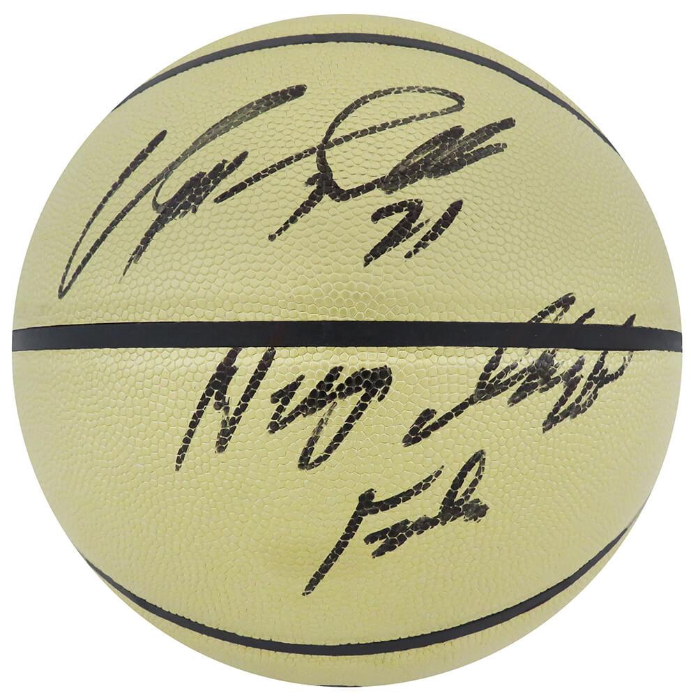 Dominique Wilkins Signed Gold NBA Basketball Inscribed "Human Highlight Reel" (Schwartz) at PristineAuction.com Dominique Wilkins Signed Gold NBA Basketball Inscribed "Human Highlight Reel" (Schwartz) at PristineAuction.com