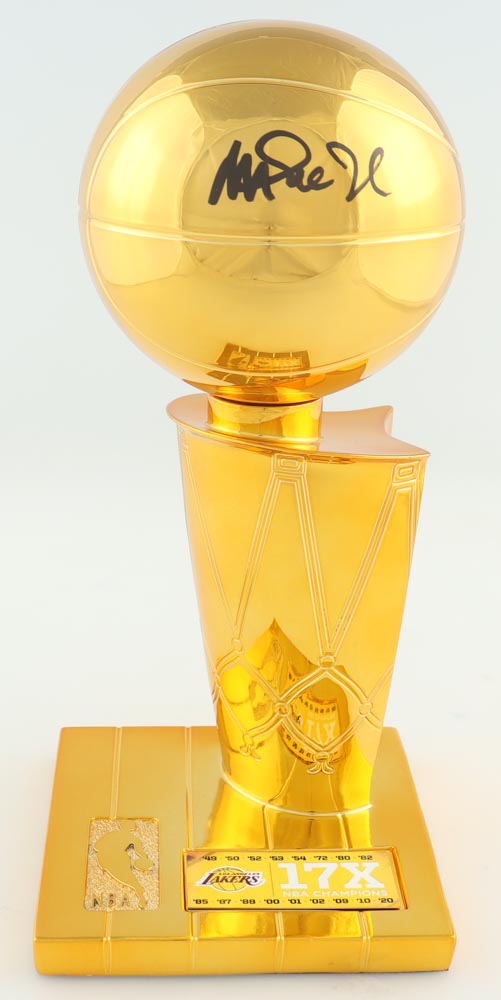 Magic Johnson Signed 12" Mini NBA Replica Trophy (Beckett) at PristineAuction.com Magic Johnson Signed 12" Mini NBA Replica Trophy (Beckett) at PristineAuction.com