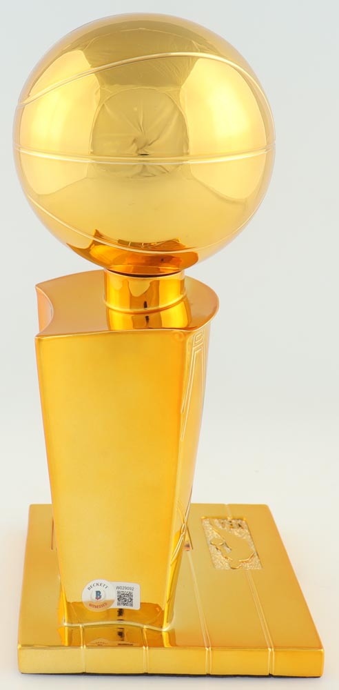 Magic Johnson Signed 12" Mini NBA Replica Trophy (Beckett) at PristineAuction.com Magic Johnson Signed 12" Mini NBA Replica Trophy (Beckett) at PristineAuction.com