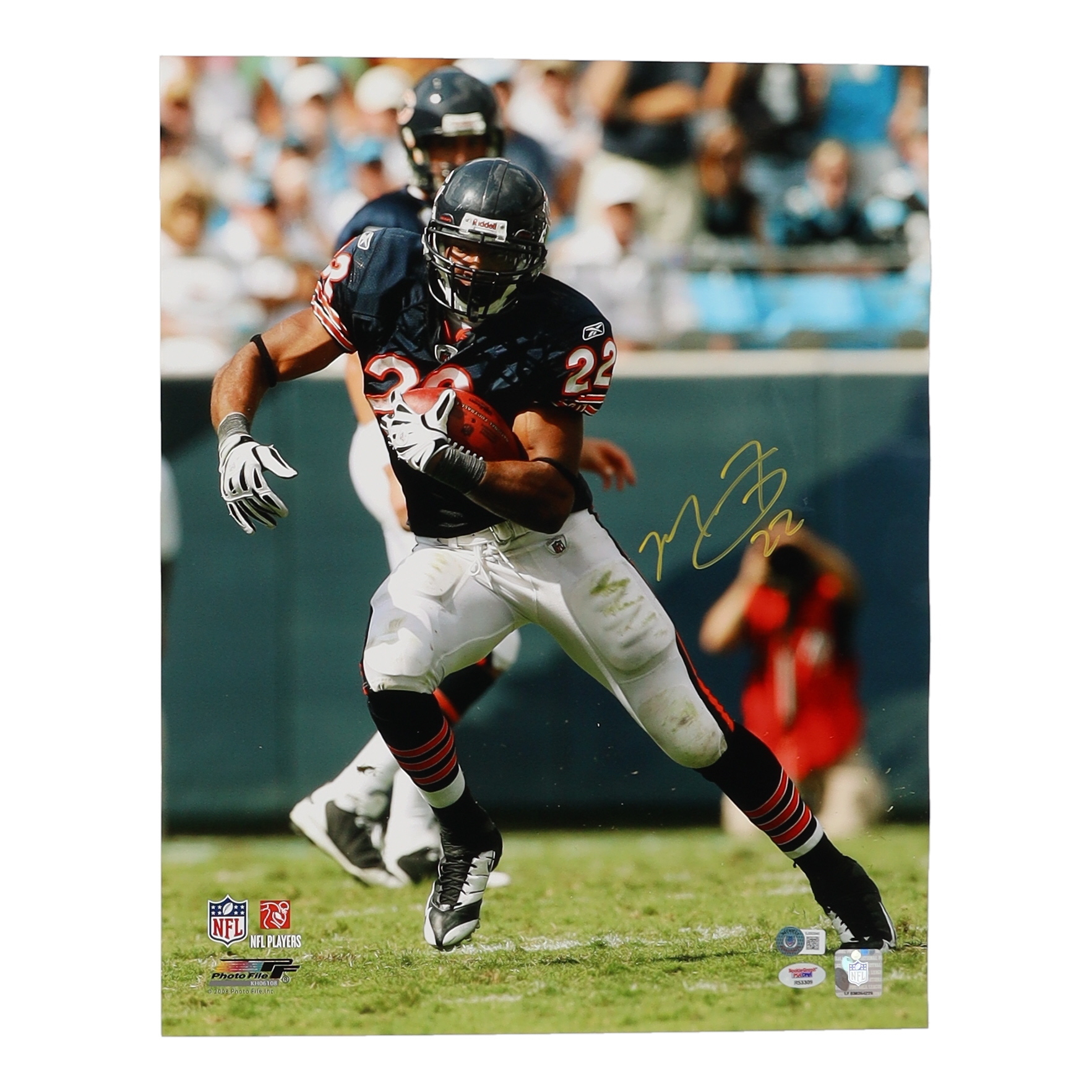 Matt Forte Signed Bears 16x20 Photo (Beckett & PSA) at PristineAuction.com Matt Forte Signed Bears 16x20 Photo (Beckett & PSA) at PristineAuction.com