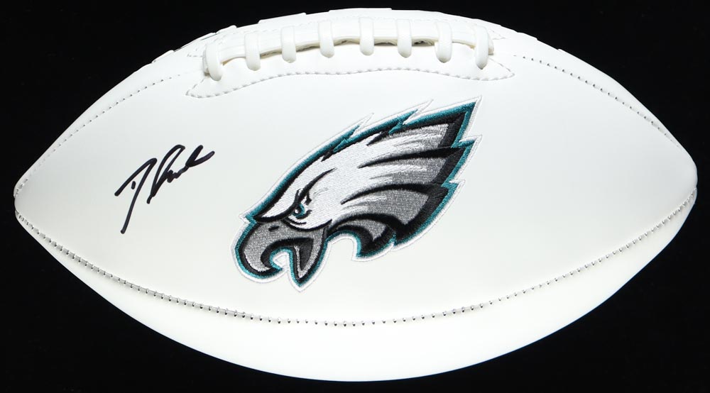 D'Andre Swift Signed Eagles Logo Football (JSA) at PristineAuction.com D'Andre Swift Signed Eagles Logo Football (JSA) at PristineAuction.com