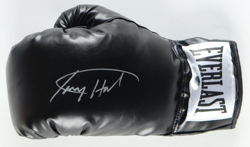 Larry Holmes Signed Everlast Boxing Glove (Schwartz) at PristineAuction.com Larry Holmes Signed Everlast Boxing Glove (Schwartz) at PristineAuction.com