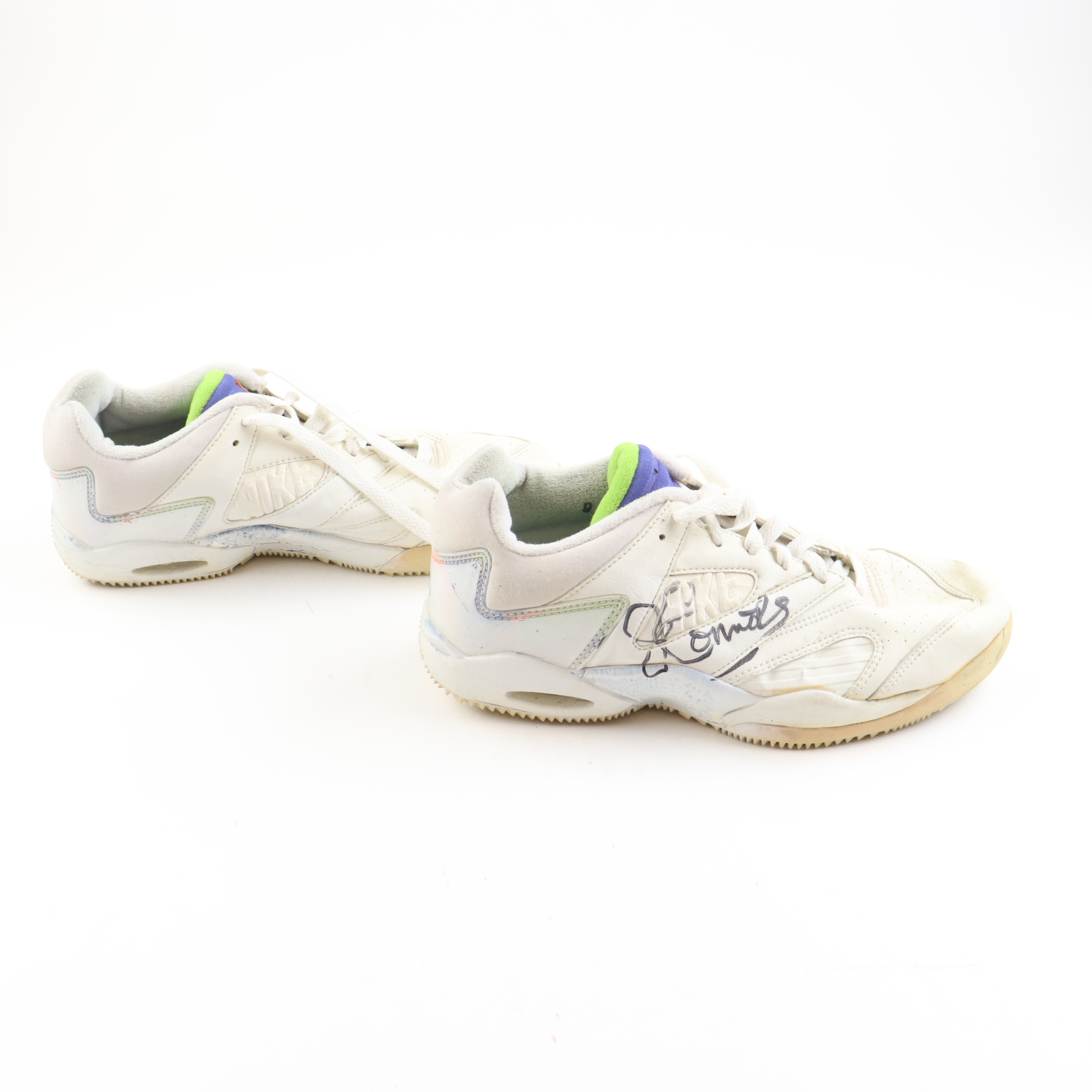Jimmy Connors Signed Pair Of Nike Tennis Shoes (Beckett) at PristineAuction.com Jimmy Connors Signed Pair Of Nike Tennis Shoes (Beckett) at PristineAuction.com
