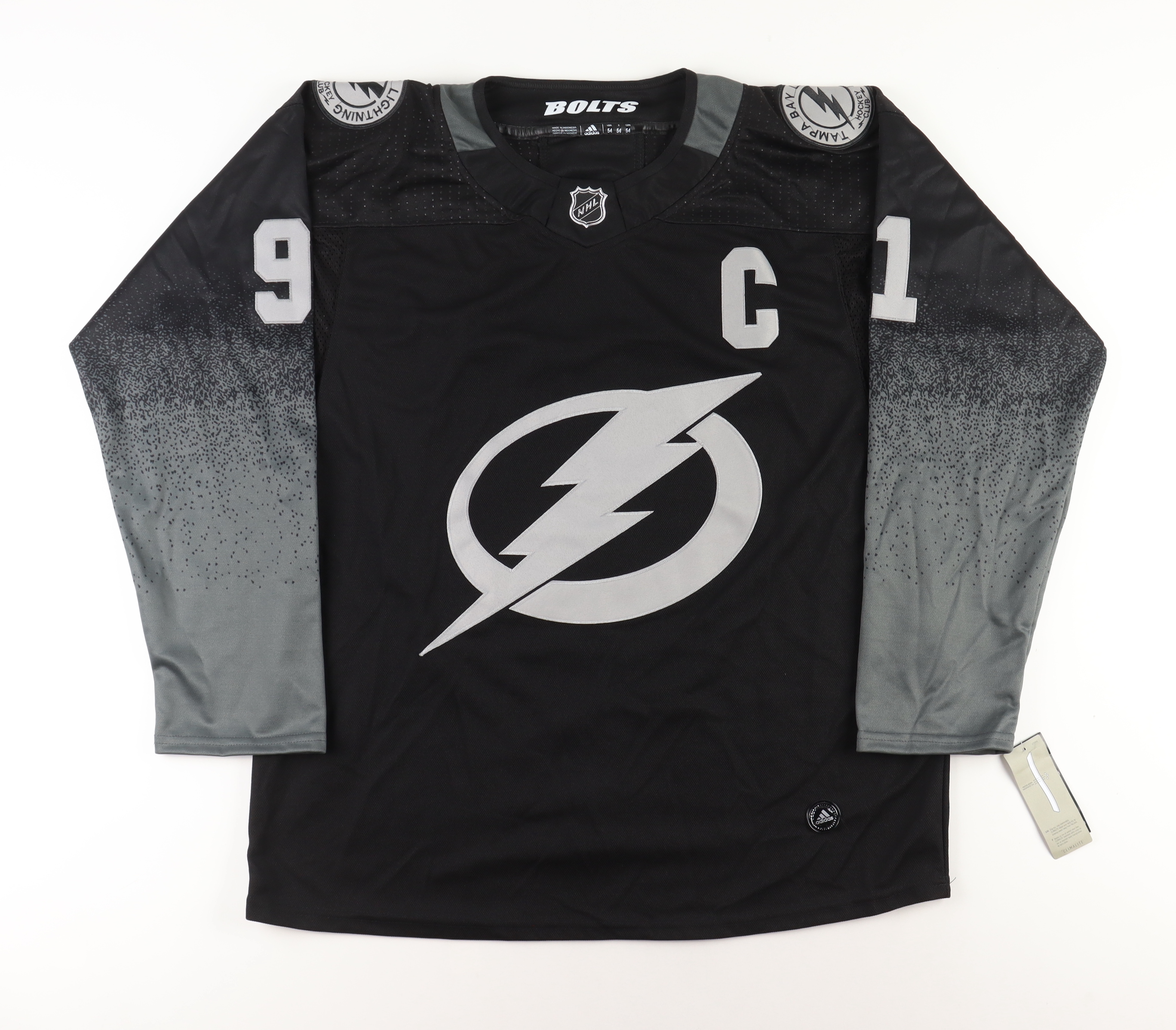 Steven Stamkos Signed Jersey (JSA) at PristineAuction.com Steven Stamkos Signed Jersey (JSA) at PristineAuction.com