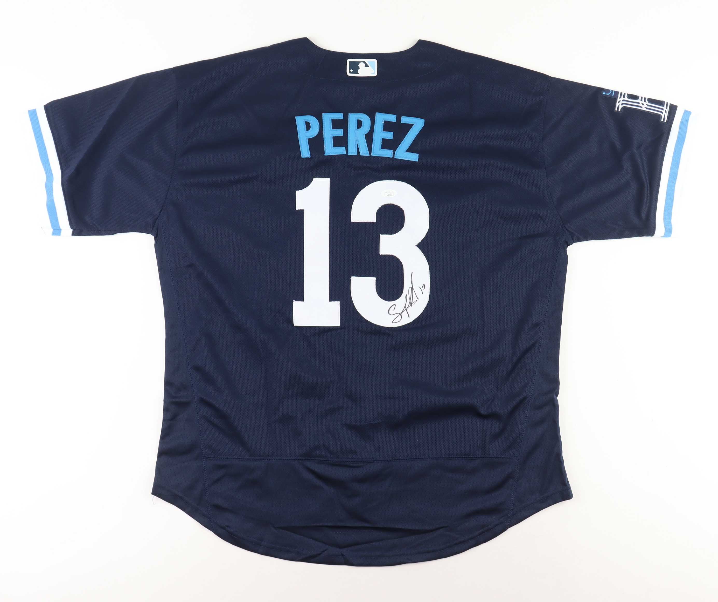 Salvador Perez Signed Jersey (JSA) at PristineAuction.com Salvador Perez Signed Jersey (JSA) at PristineAuction.com