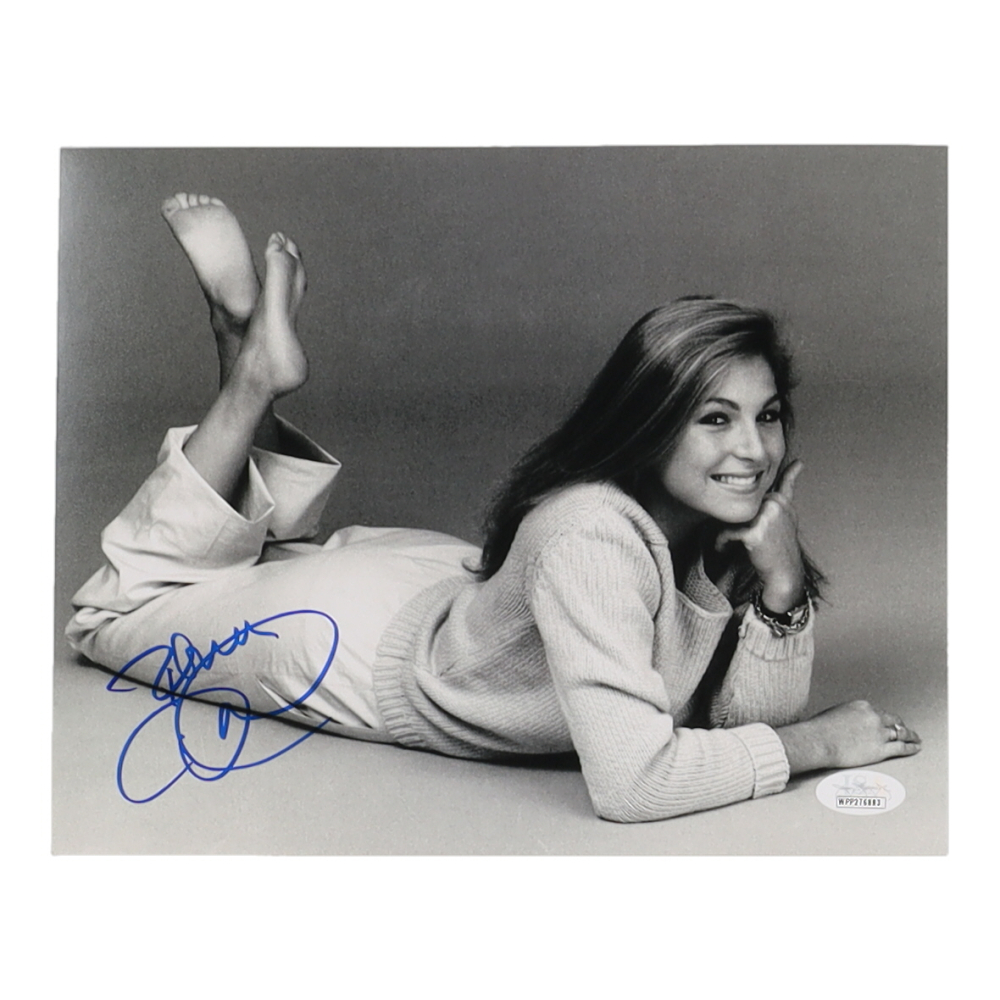 Tatum O&rsquo;Neal Signed 8x10 Photo (JSA) | Pristine Auction
