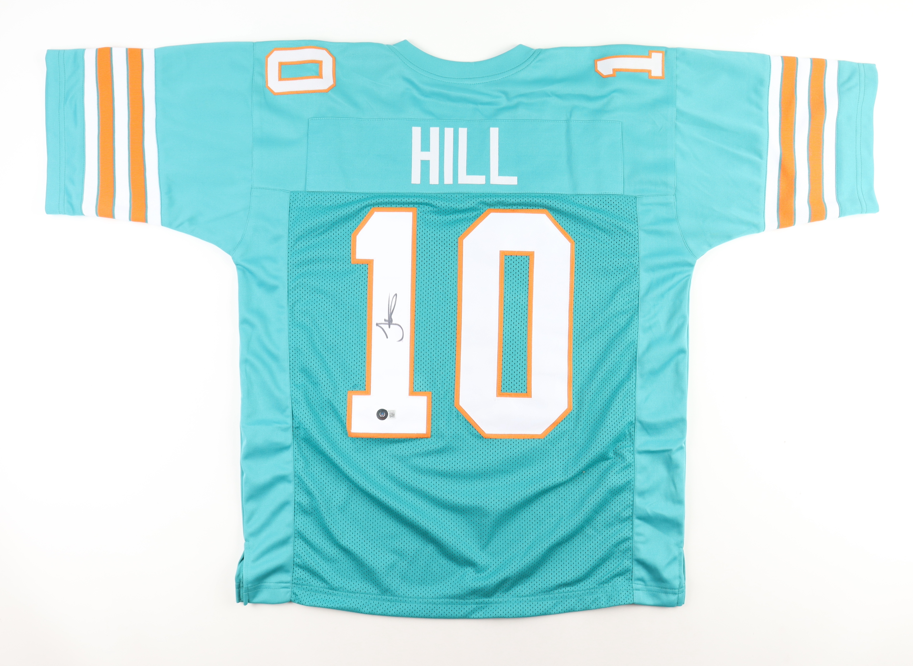 Tyreek Hill Signed Jersey (Beckett) at PristineAuction.com Tyreek Hill Signed Jersey (Beckett) at PristineAuction.com