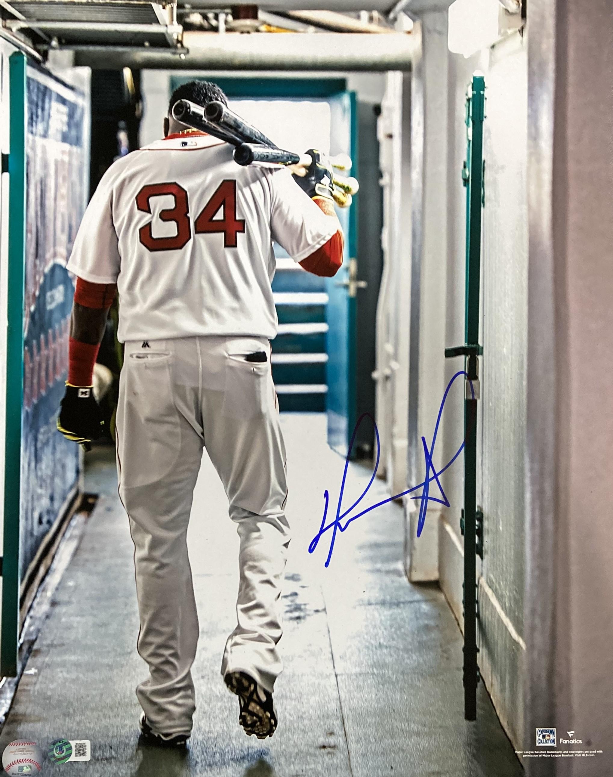 David Ortiz Signed Red Sox 16x20 Photo (Beckett) at PristineAuction.com David Ortiz Signed Red Sox 16x20 Photo (Beckett) at PristineAuction.com
