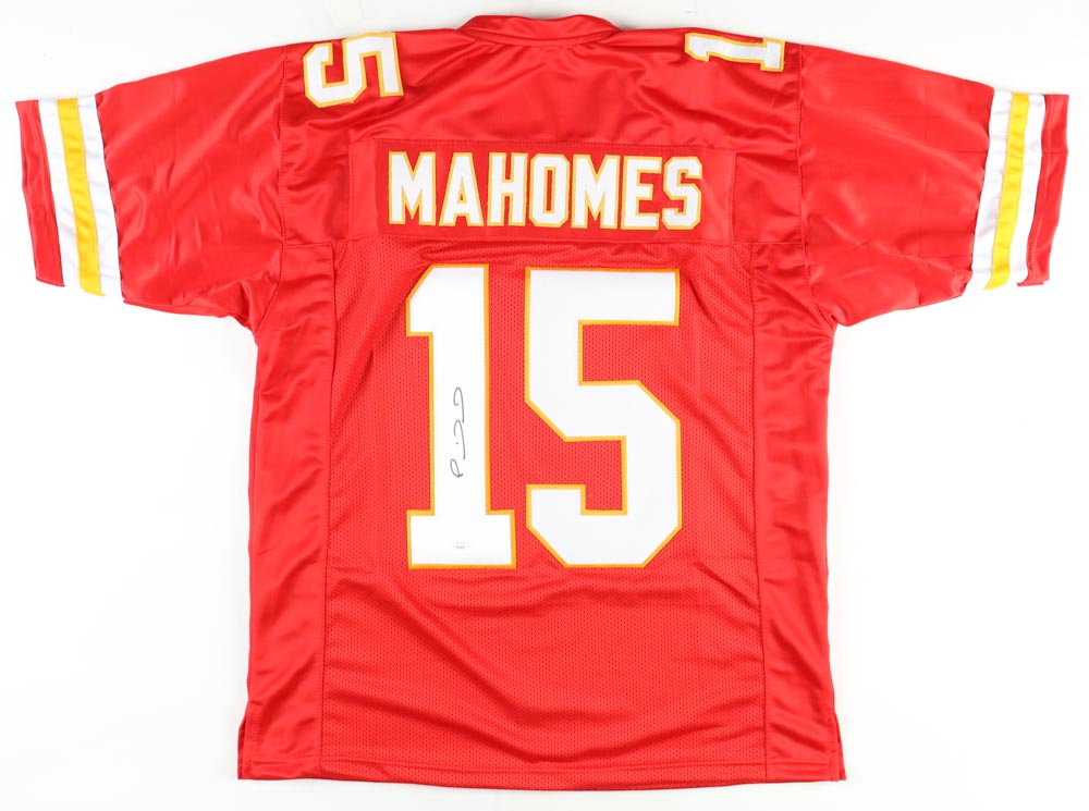 Patrick Mahomes Signed Jersey (JSA) at PristineAuction.com Patrick Mahomes Signed Jersey (JSA) at PristineAuction.com