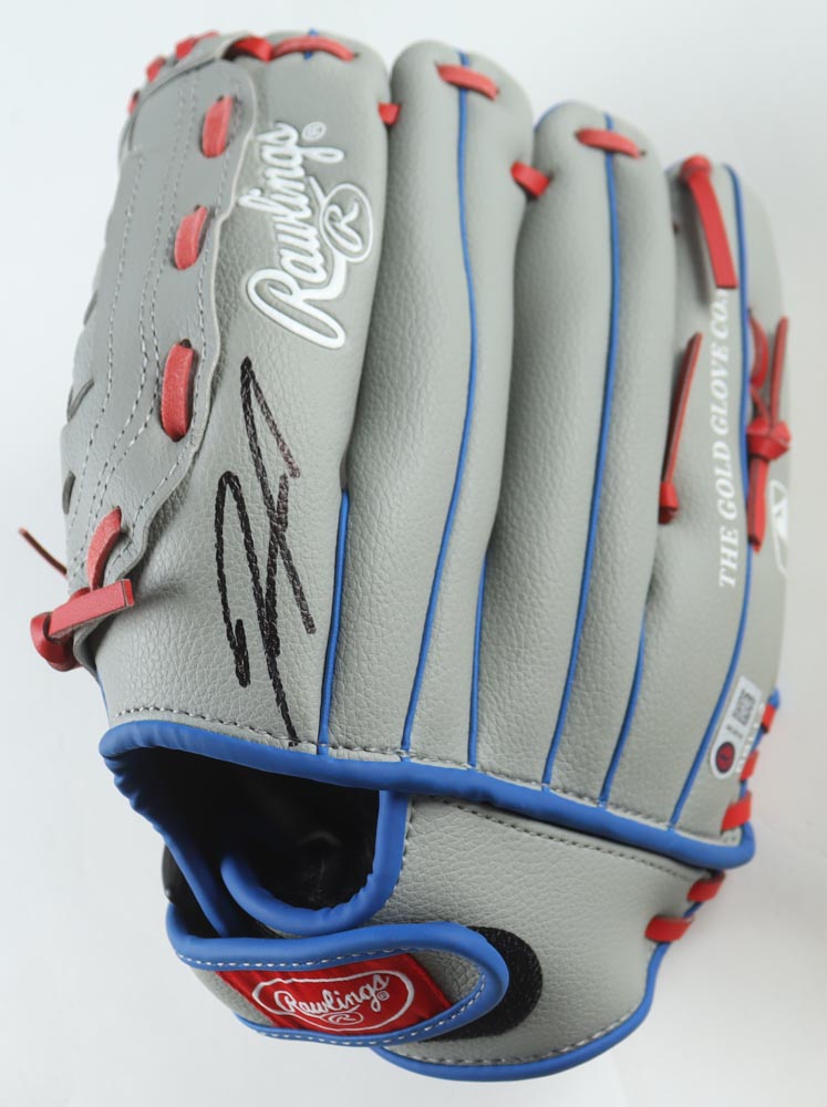 Ronald Acuna Jr. Signed Baseball Glove (Acuna Jr.) at PristineAuction.com Ronald Acuna Jr. Signed Baseball Glove (Acuna Jr.) at PristineAuction.com