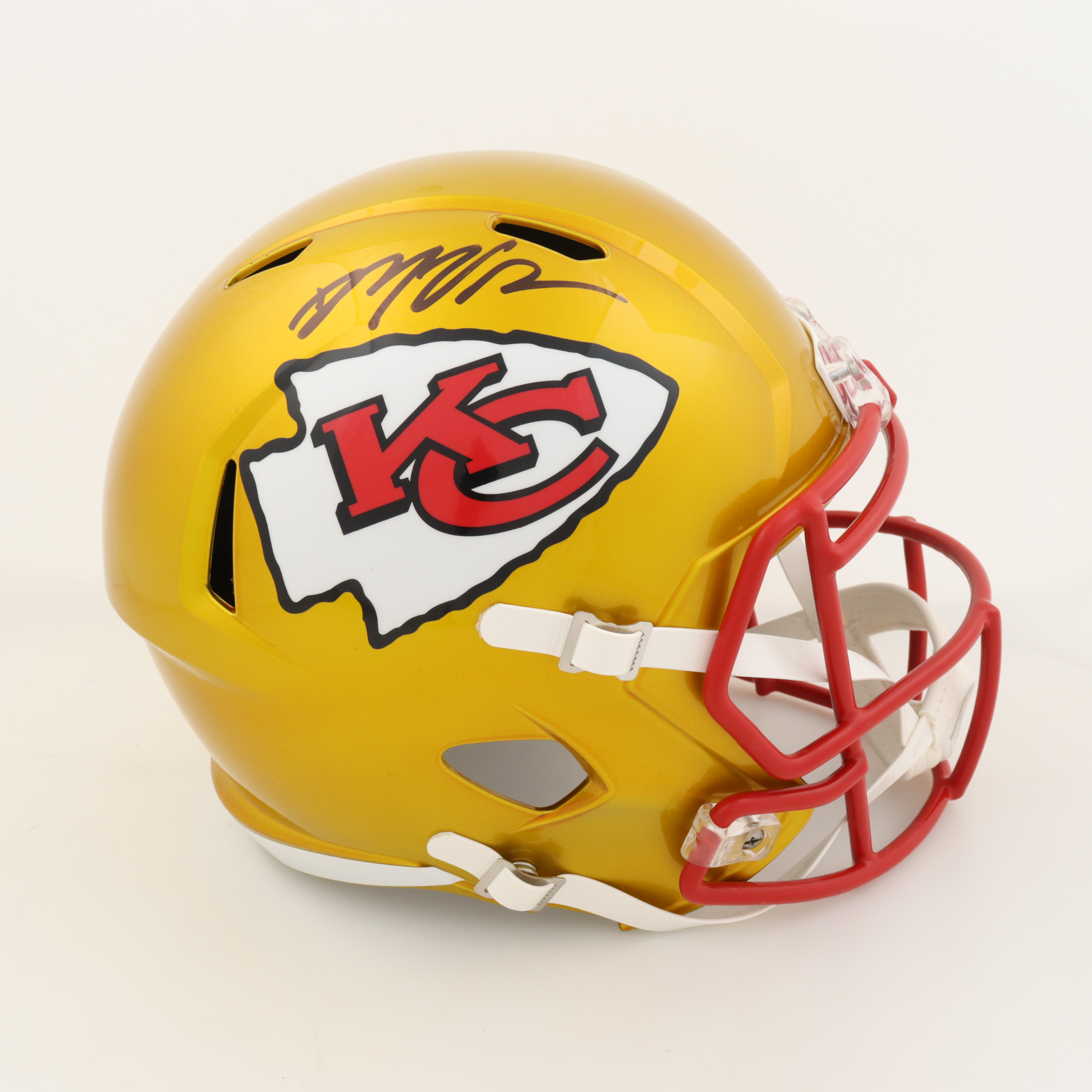 Marquez Valdes-Scantling Signed Chiefs Full-Size Flash Alternate Speed Helmet (Beckett) at PristineAuction.com Marquez Valdes-Scantling Signed Chiefs Full-Size Flash Alternate Speed Helmet (Beckett) at PristineAuction.com