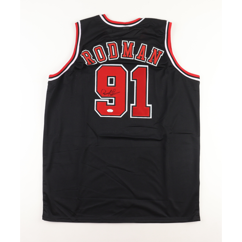 Portrait of San Antonio Spurs Dennis Rodman during anthem before... Fotografia de notícias Portrait of San Antonio Spurs Dennis Rodman during anthem before... Fotografia de notícias
