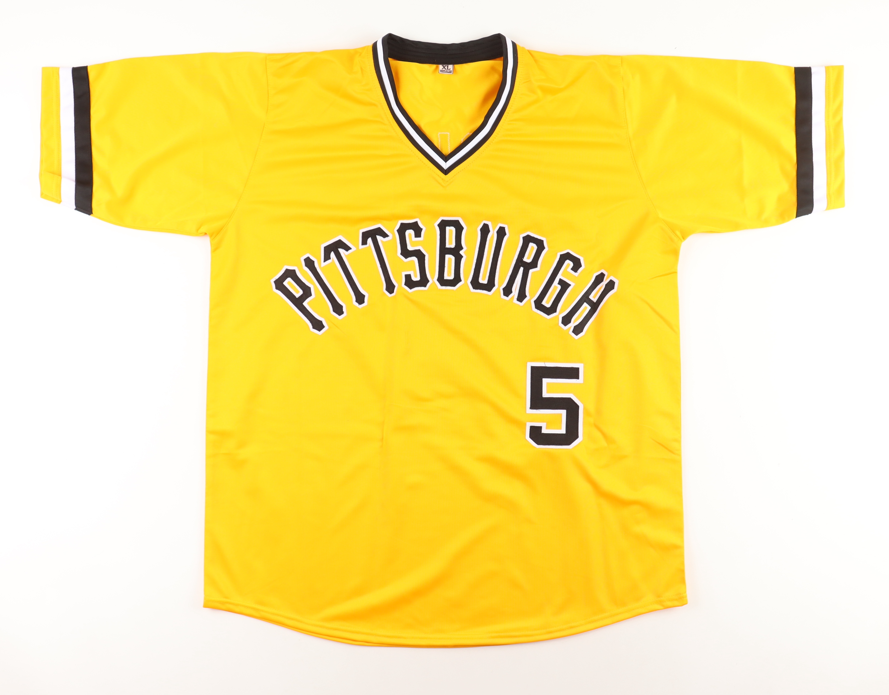 Bill Madlock Signed Jersey (Beckett) at PristineAuction.com Bill Madlock Signed Jersey (Beckett) at PristineAuction.com