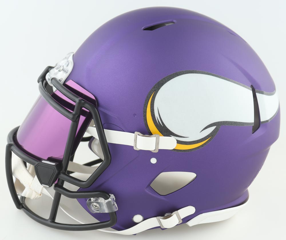 T. J. Hockenson Signed Vikings Full-Size Authentic On-Field Speed Helmet with Visor (Beckett) at PristineAuction.com T. J. Hockenson Signed Vikings Full-Size Authentic On-Field Speed Helmet with Visor (Beckett) at PristineAuction.com
