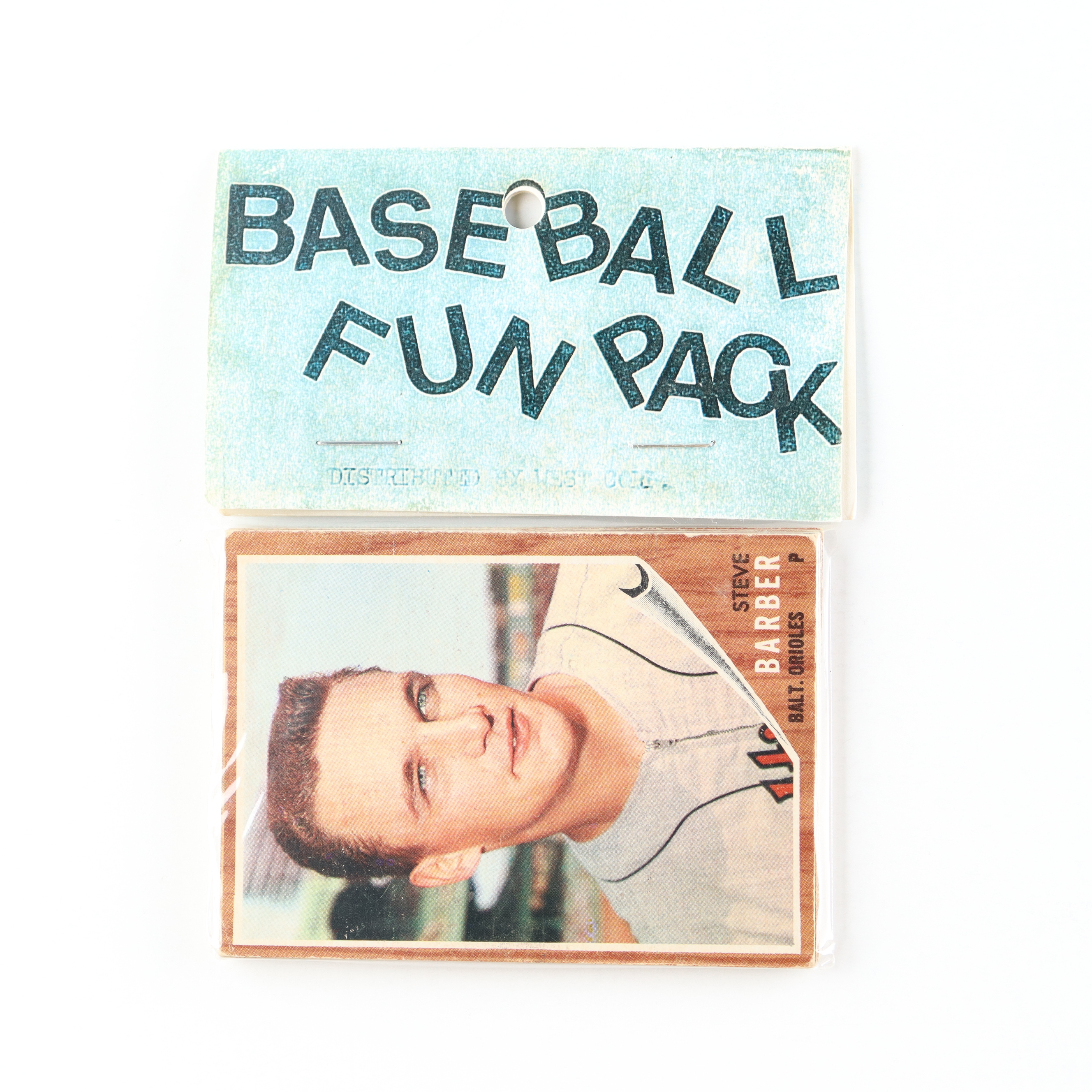 1962 Topps Baseball Card Fun Pack with (10) Cards at PristineAuction.com 1962 Topps Baseball Card Fun Pack with (10) Cards at PristineAuction.com