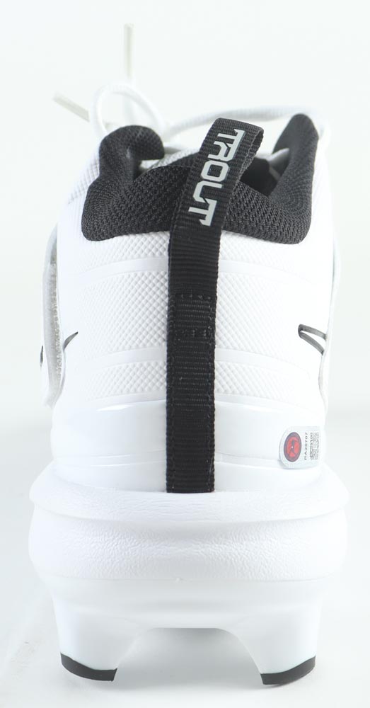 Ronald Acuna Jr. Signed Baseball Cleat (Acuna Jr.) at PristineAuction.com Ronald Acuna Jr. Signed Baseball Cleat (Acuna Jr.) at PristineAuction.com