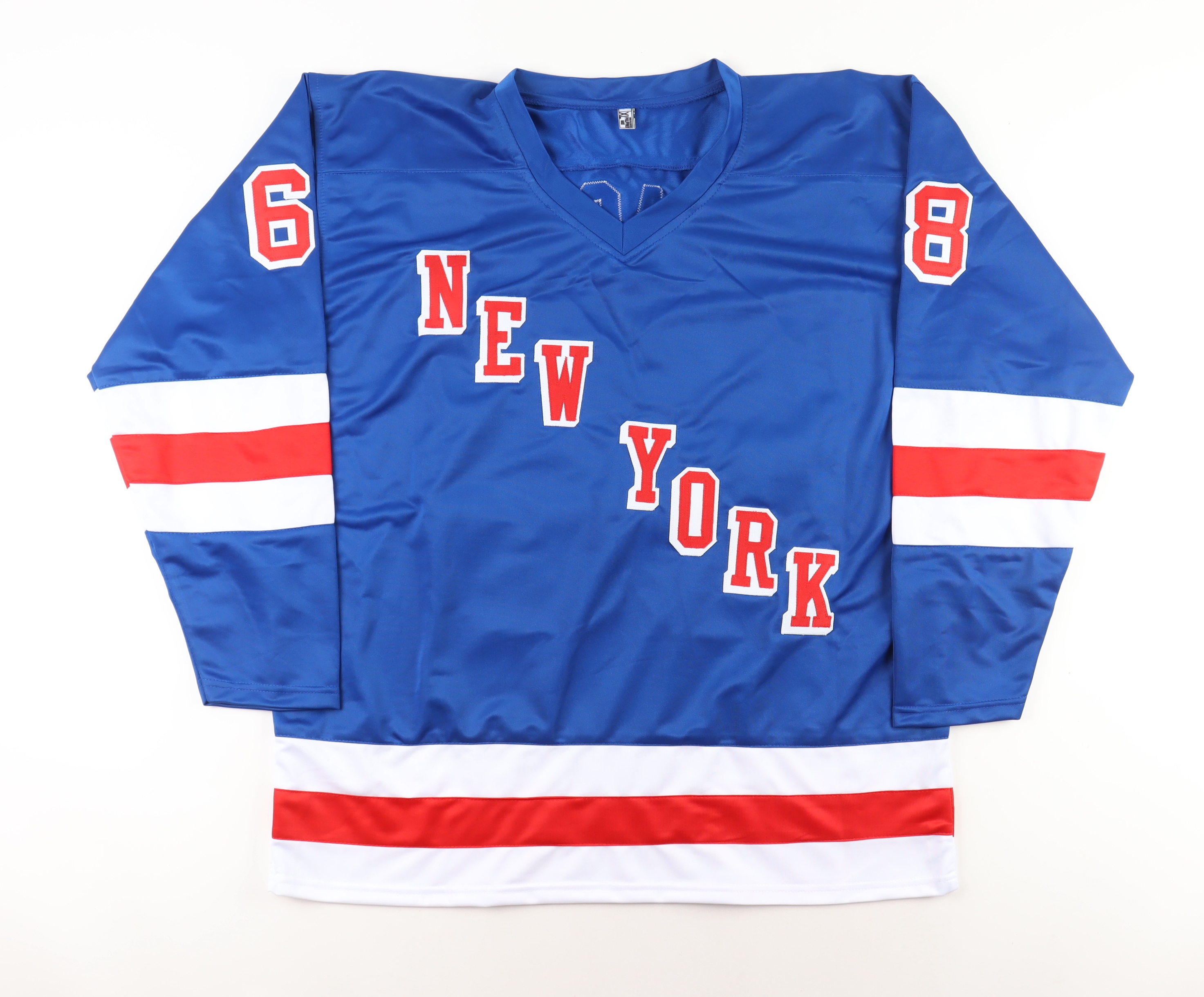 Jaromir Jagr Signed Jersey (Beckett) at PristineAuction.com Jaromir Jagr Signed Jersey (Beckett) at PristineAuction.com