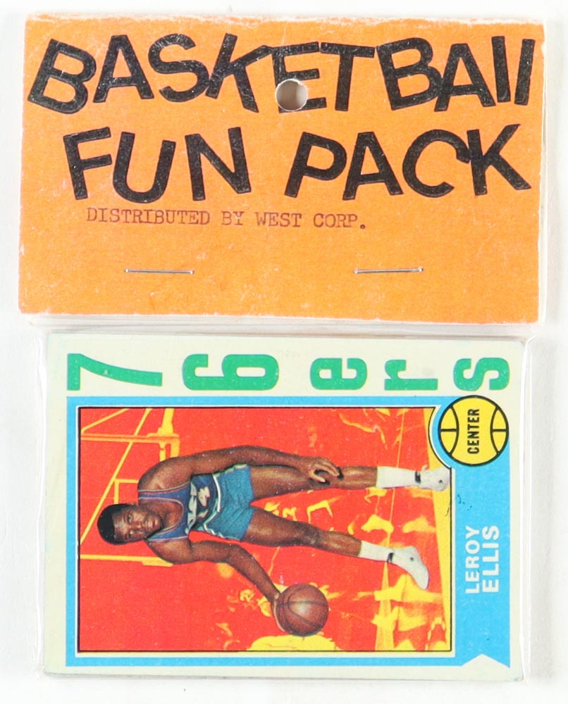 1974 Topps Basketball Card Fun Pack with (10) Cards at PristineAuction.com 1974 Topps Basketball Card Fun Pack with (10) Cards at PristineAuction.com