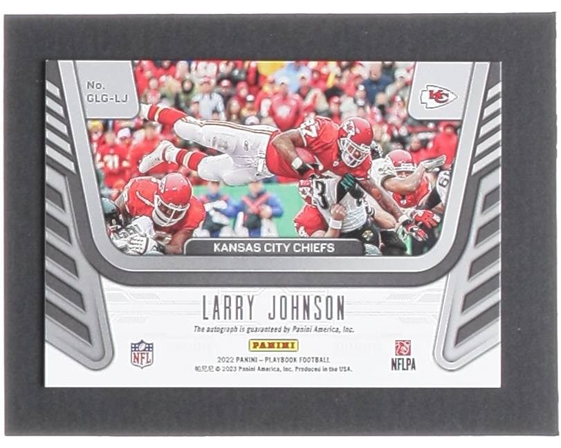 Larry Johnson 2022 Panini Playbook Goal Line Graphs Autographs Green #19 #24/25 at PristineAuction.com Larry Johnson 2022 Panini Playbook Goal Line Graphs Autographs Green #19 #24/25 at PristineAuction.com
